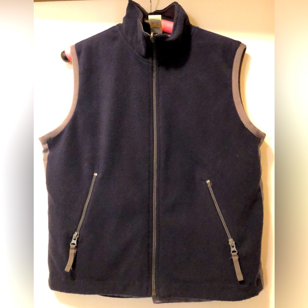 Gap reversible navy fleece vest - Girl’s large, women’s small
